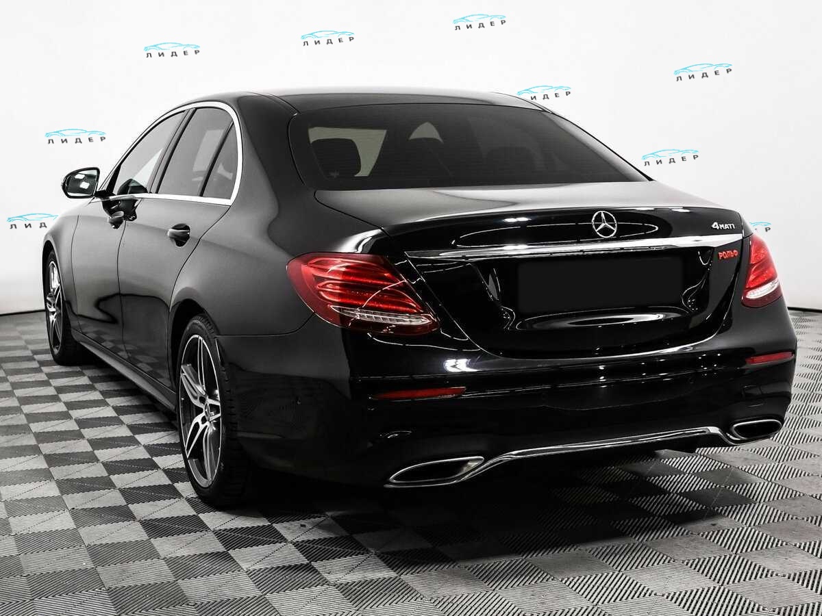 Б/У Мерседес-Бенц Е-Класс 2016 года. Фото: #7