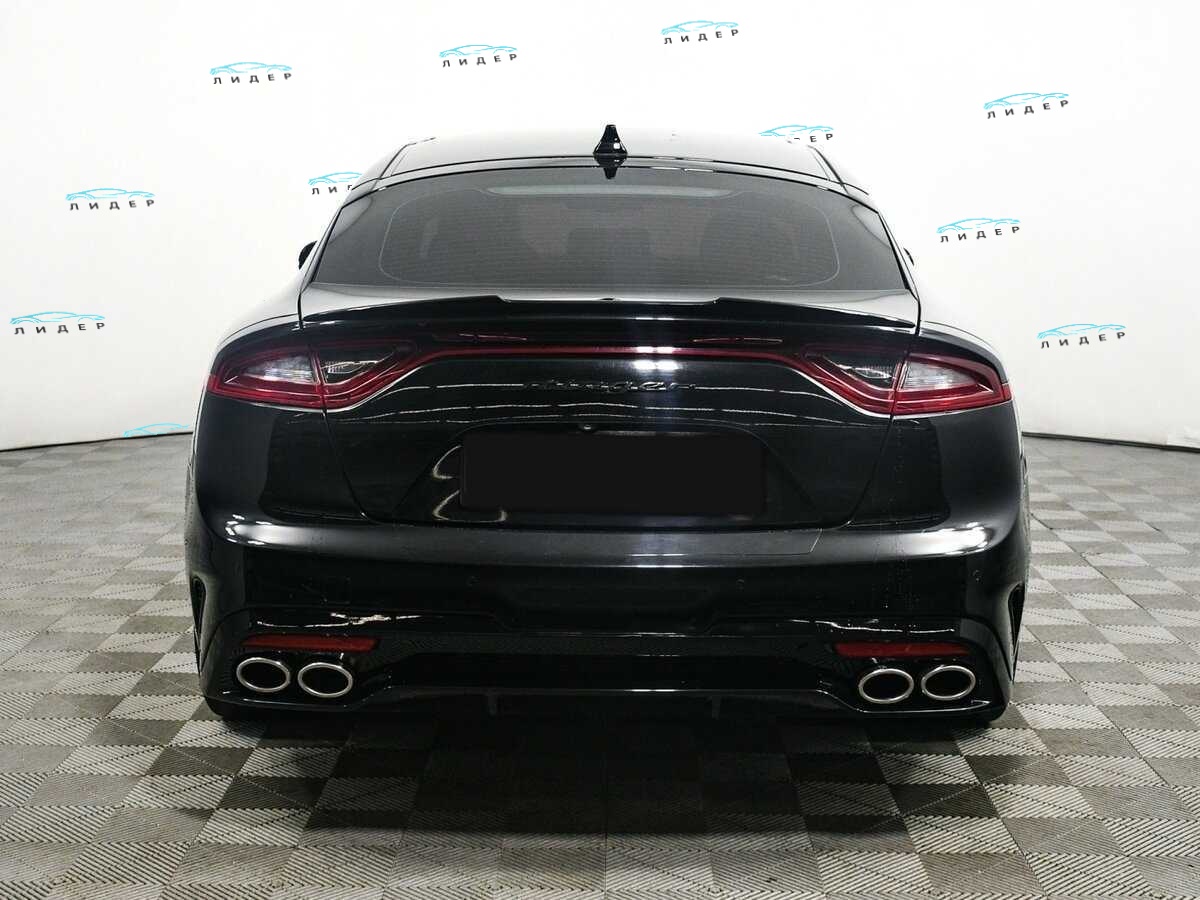 Б/У Киа Стингер 2018 года. Фото: #5