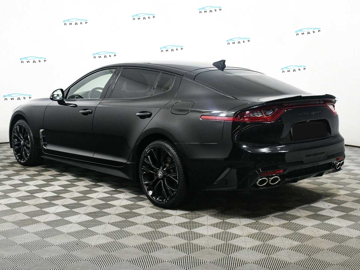 Б/У Киа Стингер 2018 года. Фото: #6