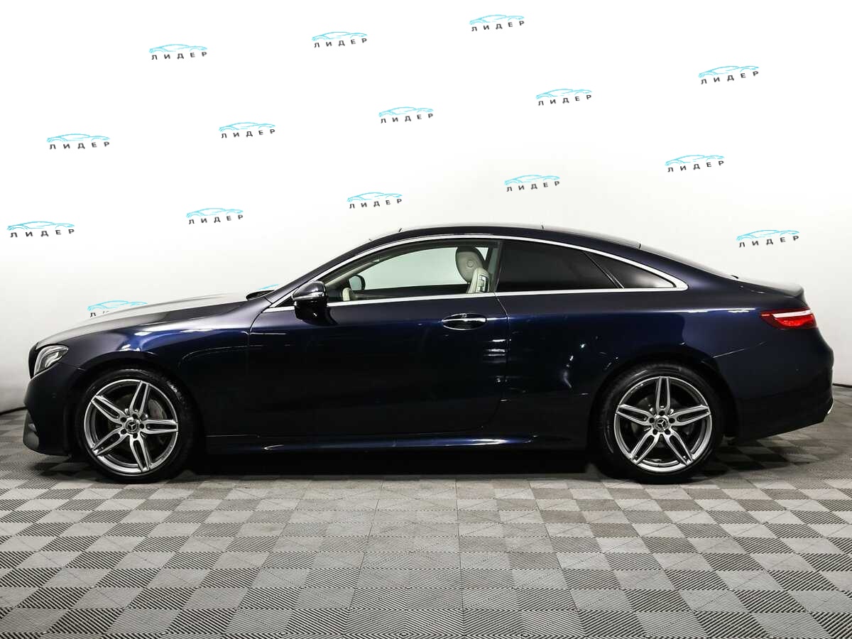 Б/У Мерседес-Бенц Е-Класс 2018 года. Фото: #7