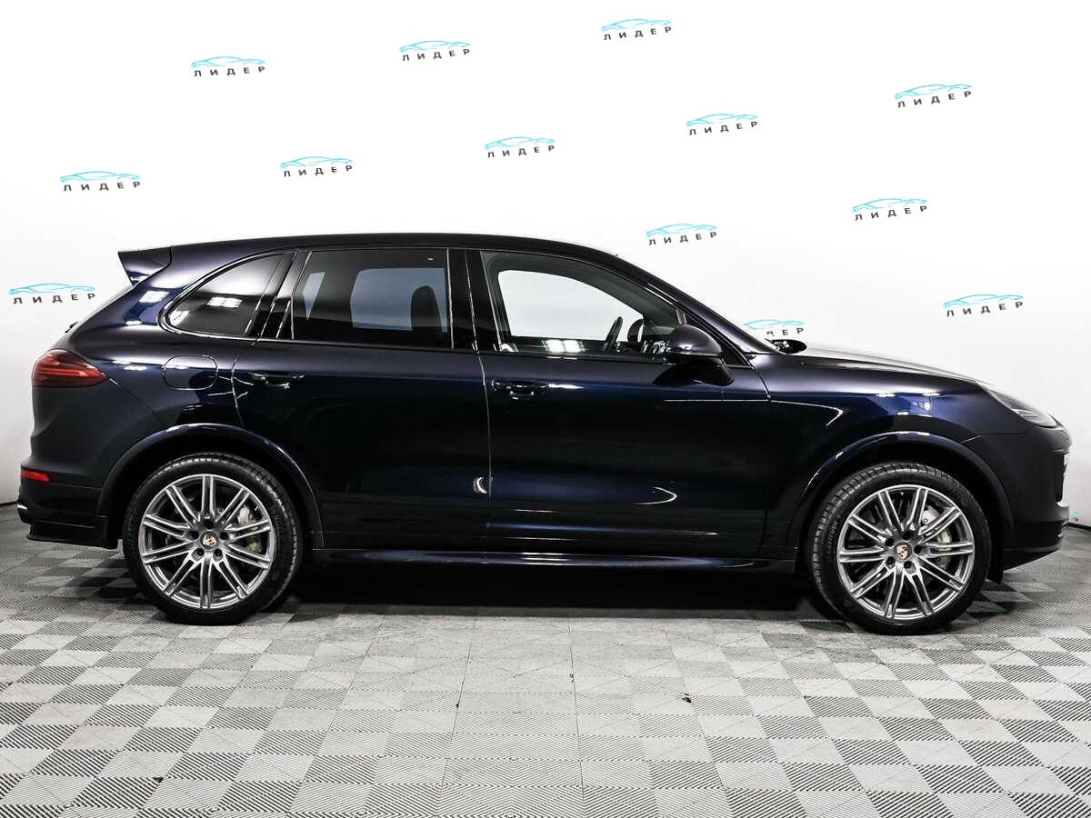 Б/У Порш Кайен 2015 года. Фото: #3