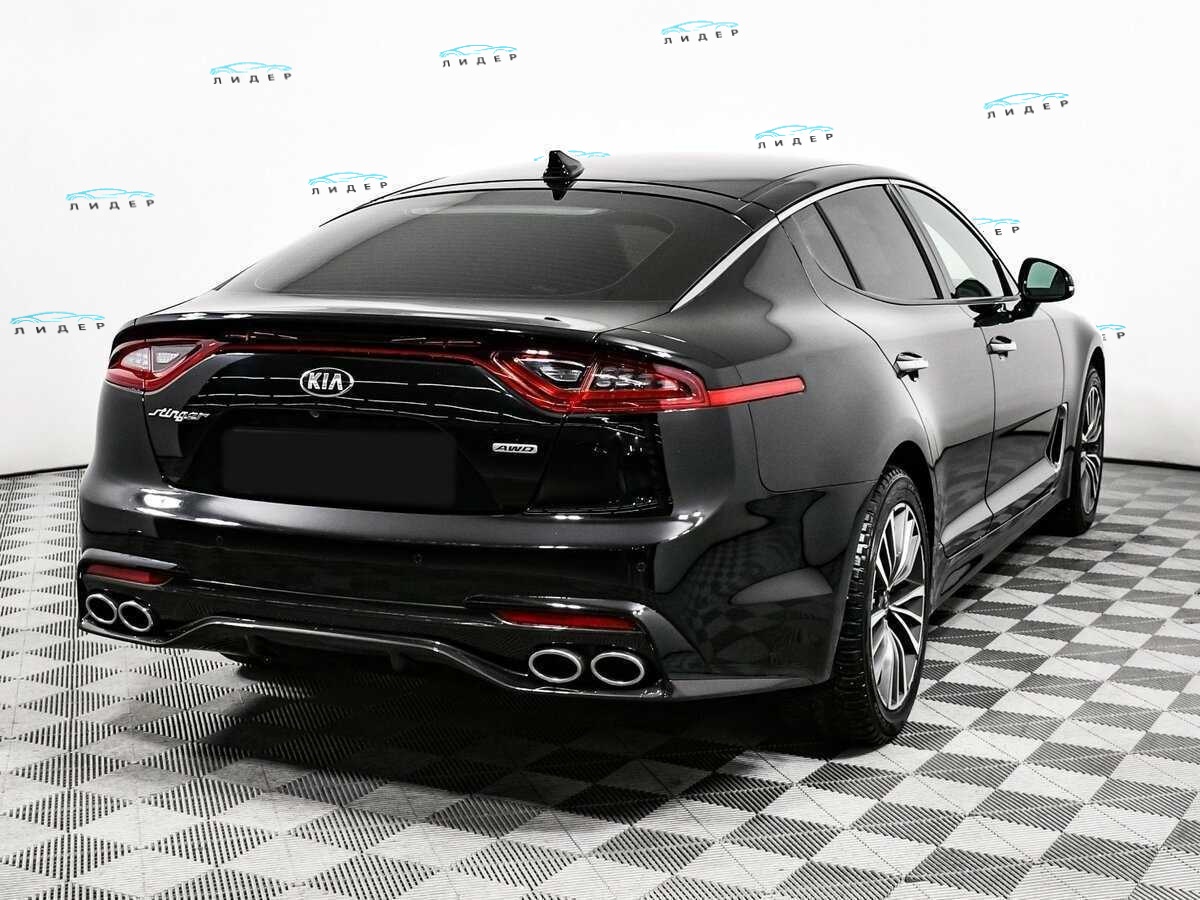 Б/У Киа Стингер 2019 года. Фото: #3