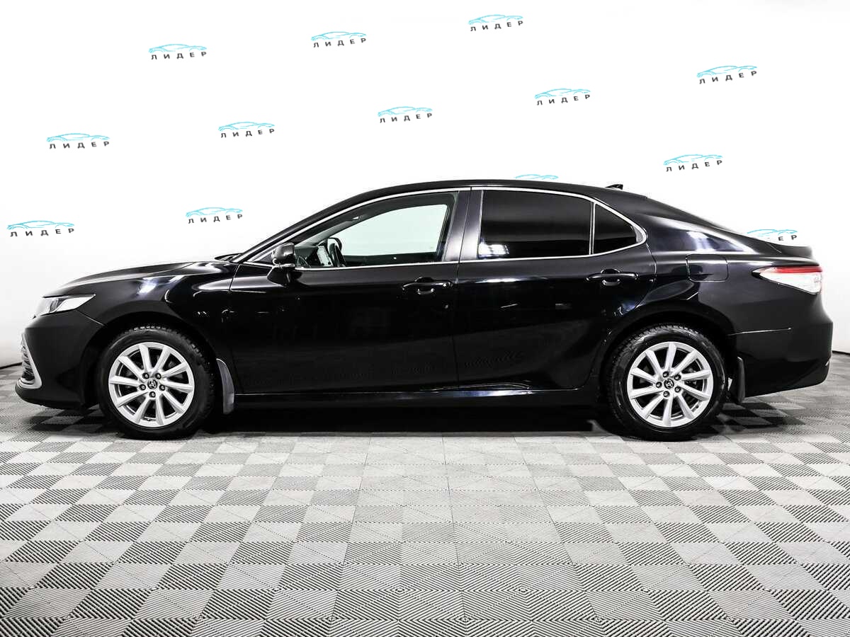 Б/У Тойота Камри 2022 года. Фото: #7