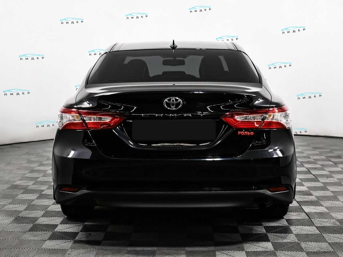 Б/У Тойота Камри 2022 года. Фото: #5