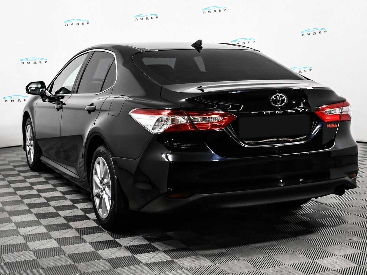 Б/У Тойота Камри 2022 года. Фото: #6