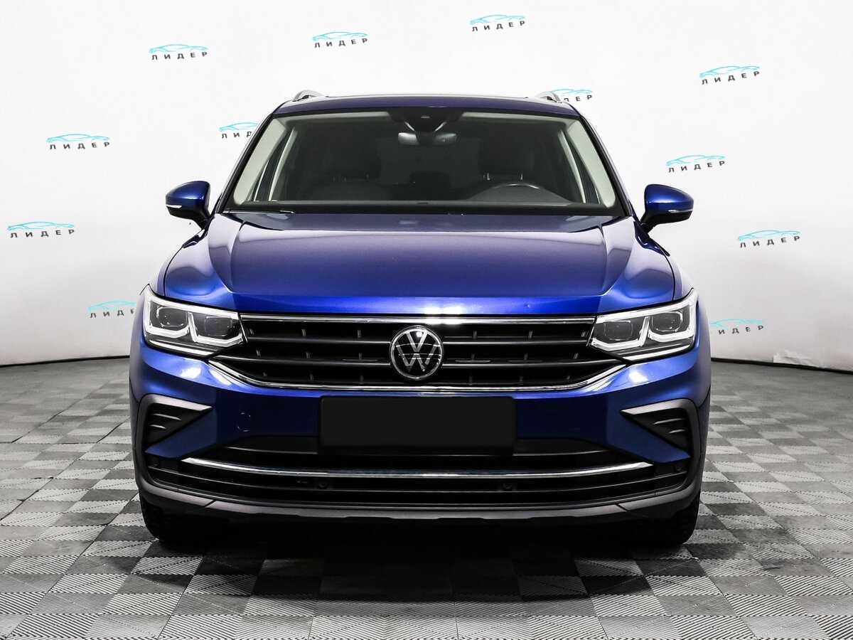 Б/У Фольксваген Тигуан 2021 года. Фото: #1