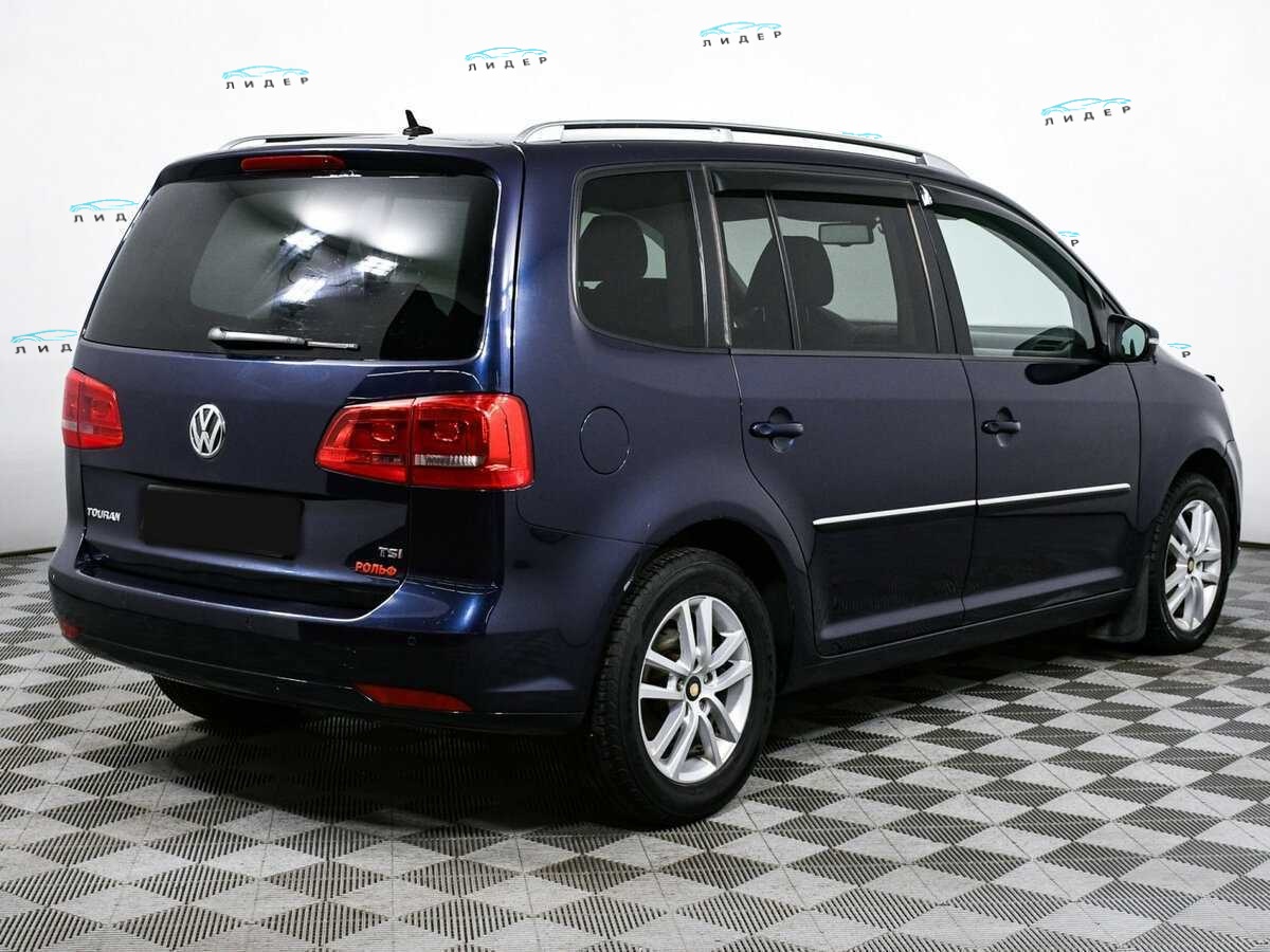 Б/У Фольксваген Туран 2012 года. Фото: #4