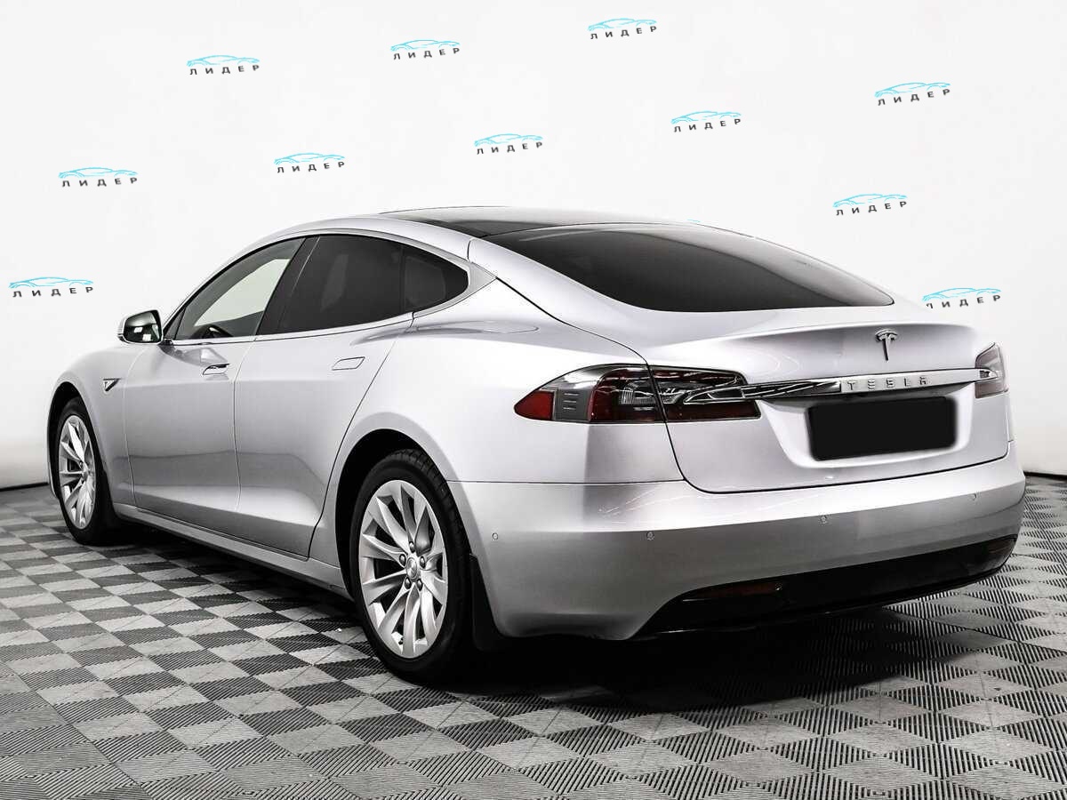 Б/У Тесла Модел С 2016 года. Фото: #6