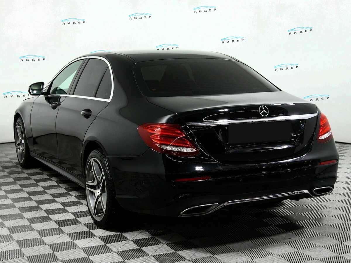 Б/У Мерседес-Бенц Е-Класс 2019 года. Фото: #5