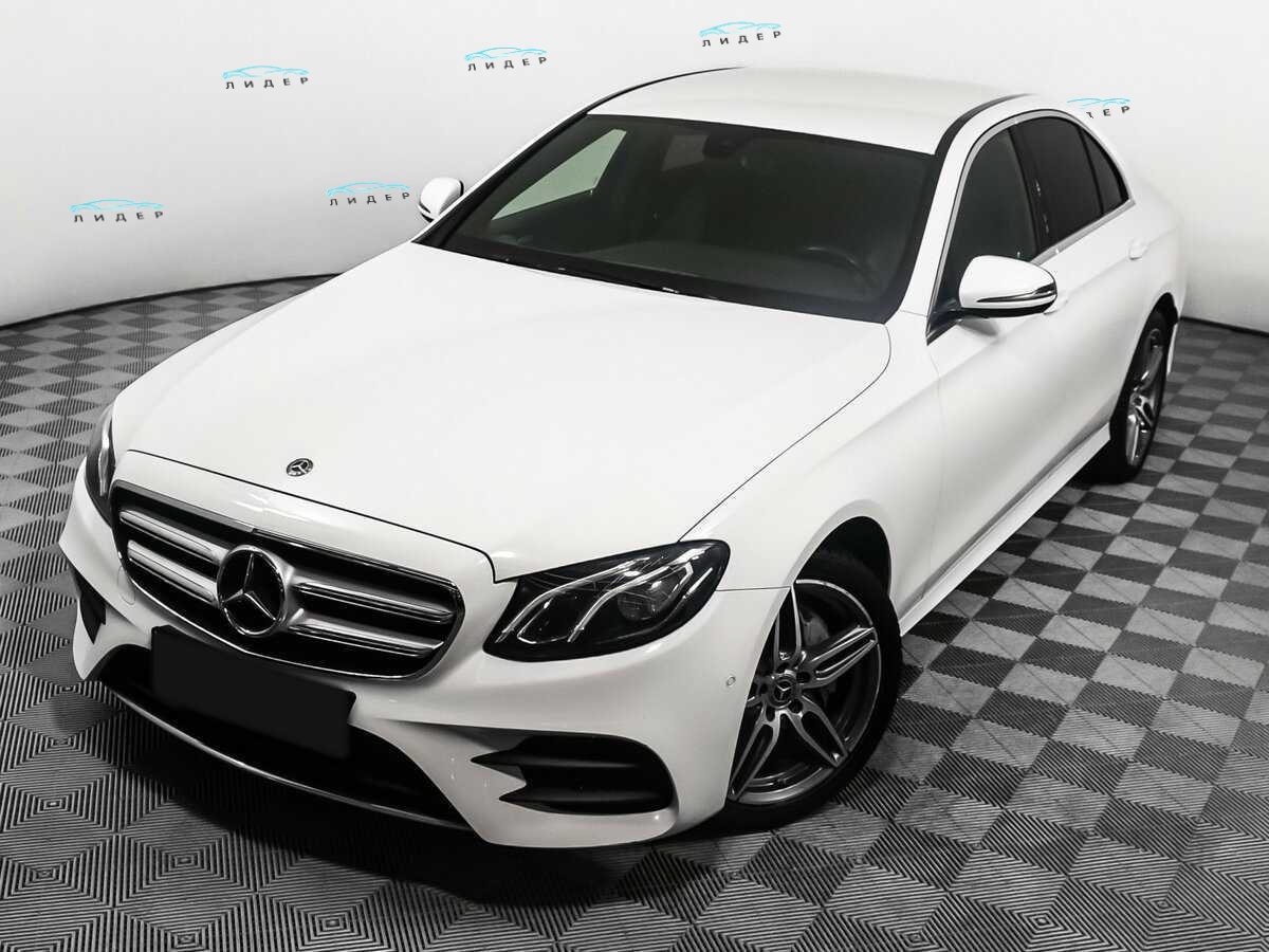Б/У Мерседес-Бенц Е-Класс 2018 года. Фото: #14