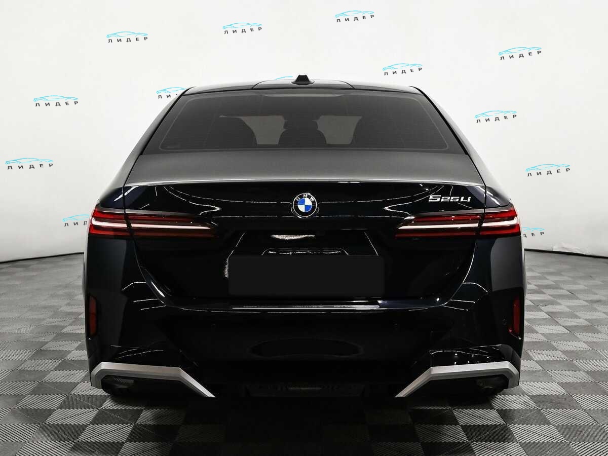 Б/У БМВ 5 серии 2024 года. Фото: #5