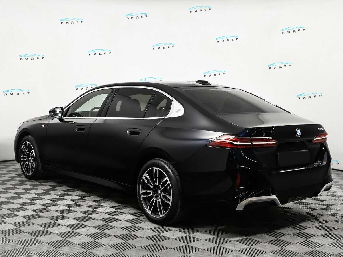 Б/У БМВ 5 серии 2024 года. Фото: #6