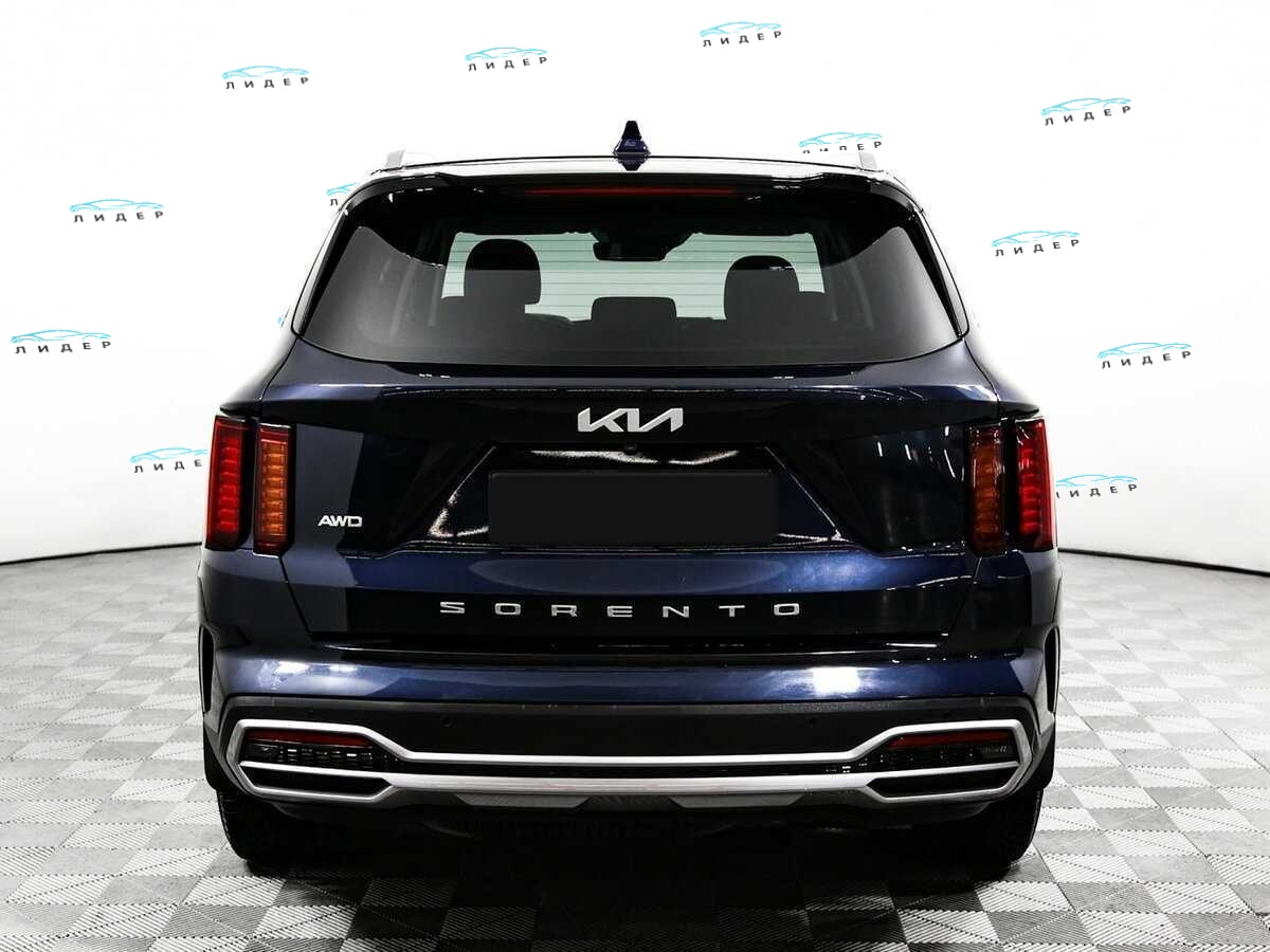 Б/У Киа Соренто 2023 года. Фото: #4