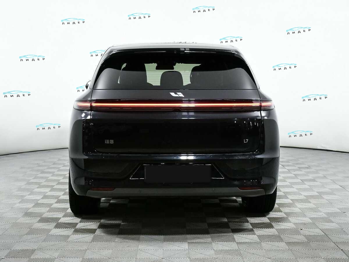 Б/У ЛиСян Л7 2023 года. Фото: #4