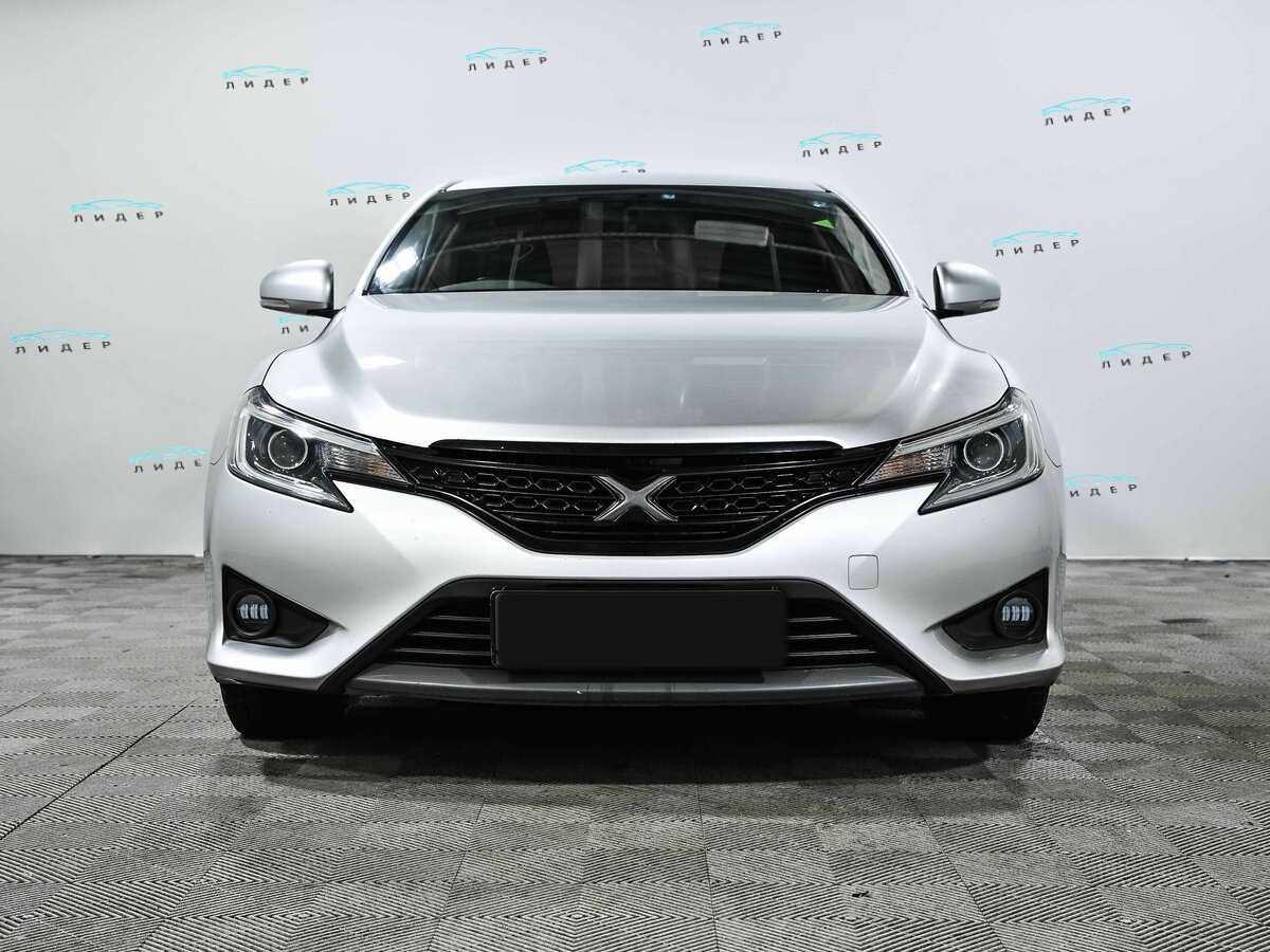 Б/У Тойота Mark X 2016 года. Фото: #1