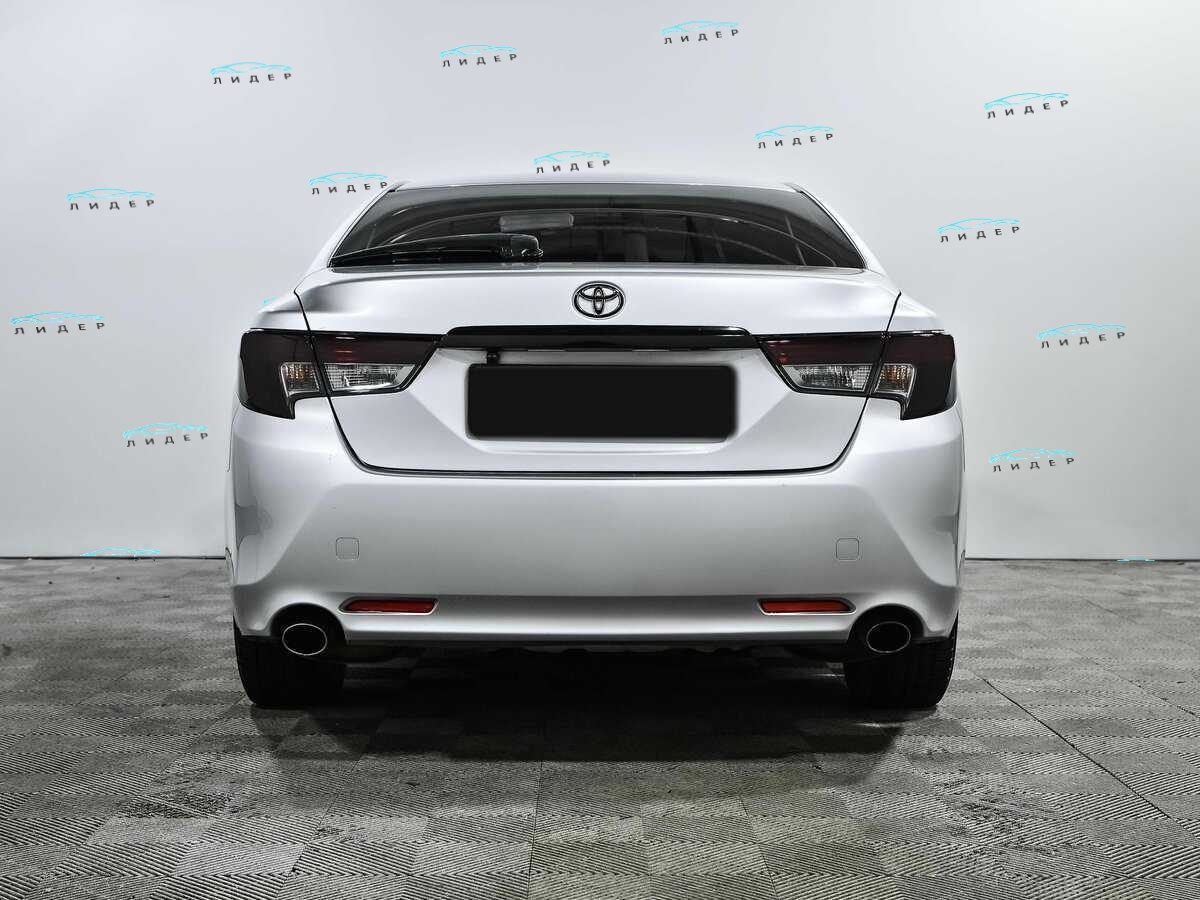 Б/У Тойота Mark X 2016 года. Фото: #3