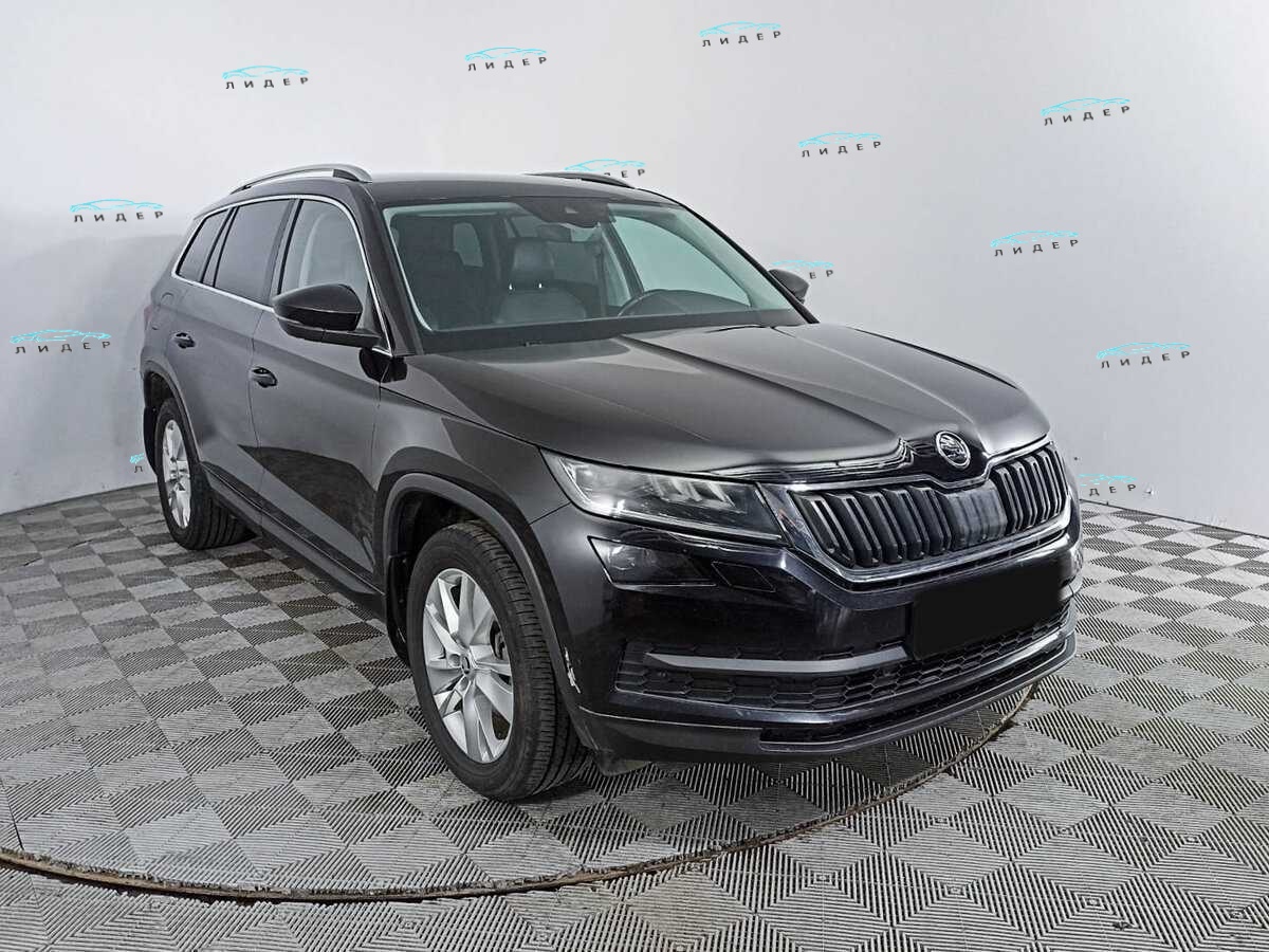 Б/У Шкода Кодиак 2020 года. Фото: #2