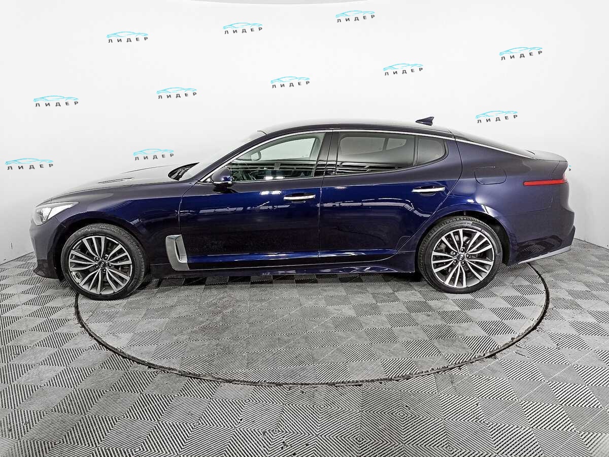 Б/У Киа Стингер 2018 года. Фото: #7