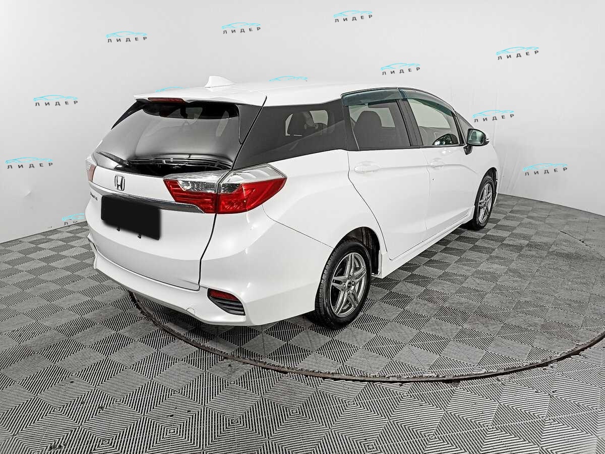 Б/У Хонда Shuttle 2018 года. Фото: #4