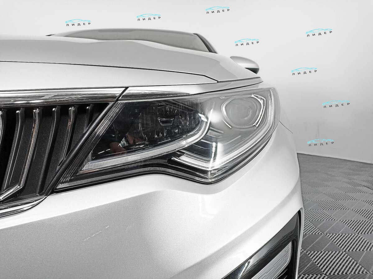 Б/У Киа К5 2019 года. Фото: #14