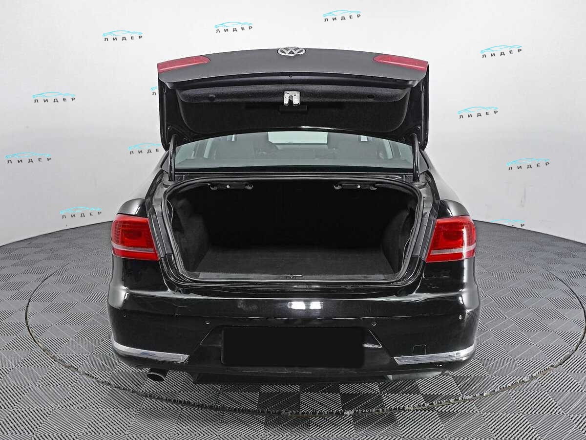 Б/У Фольксваген Пассат 2011 года. Фото: #7