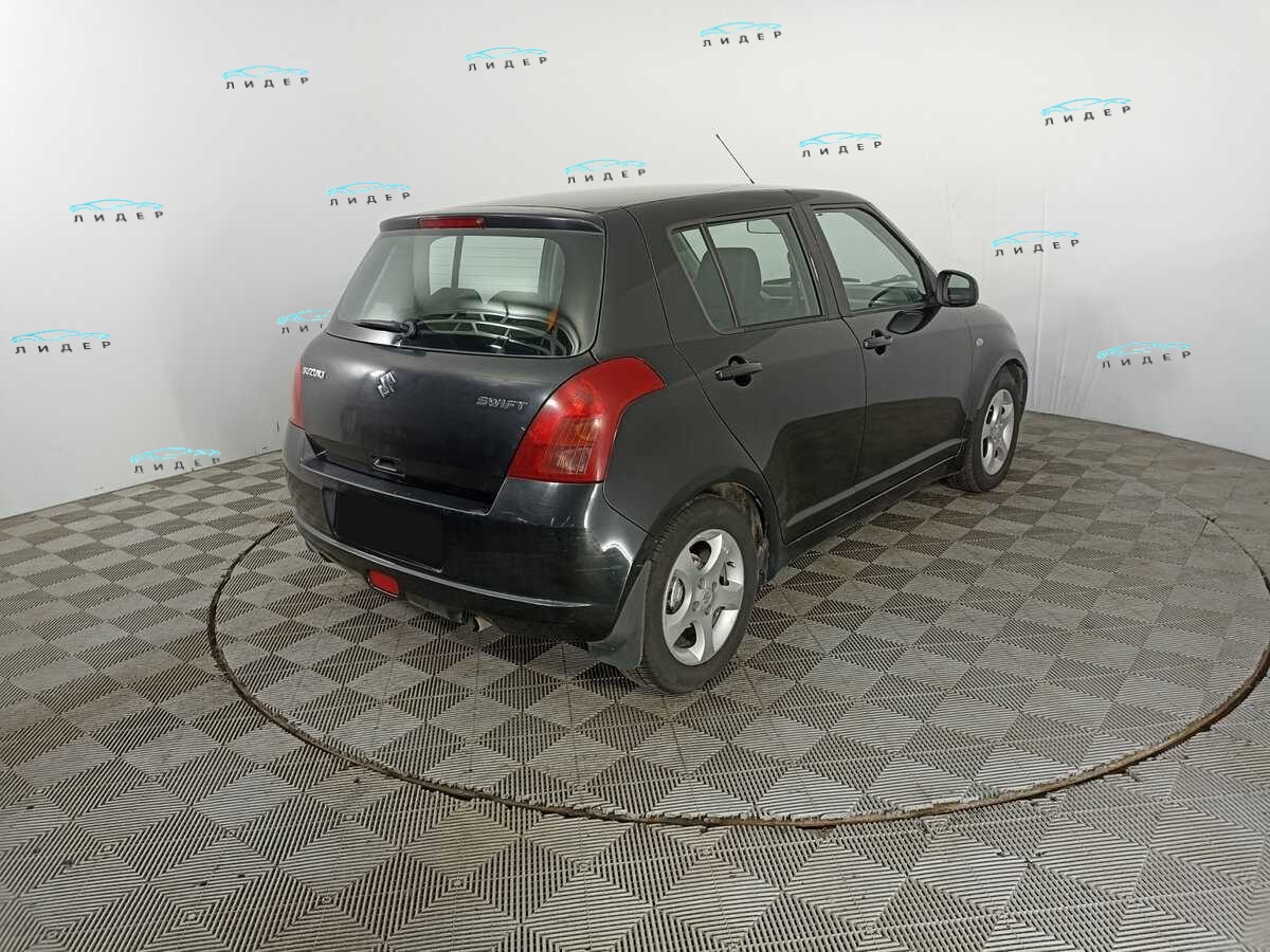 Б/У Сузуки Свифт 2007 года. Фото: #4