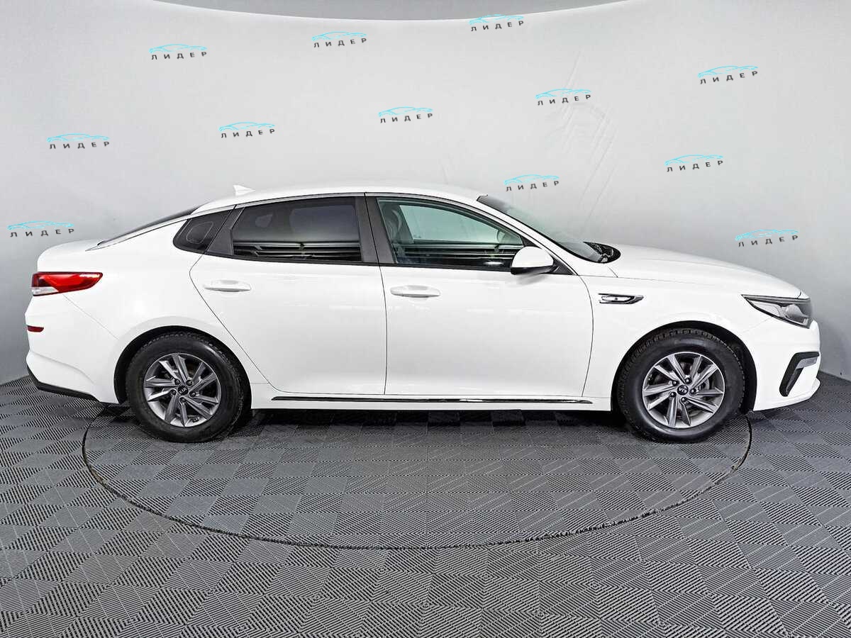 Б/У Киа К5 2018 года. Фото: #3