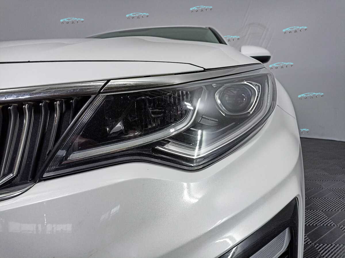 Б/У Киа К5 2018 года. Фото: #16