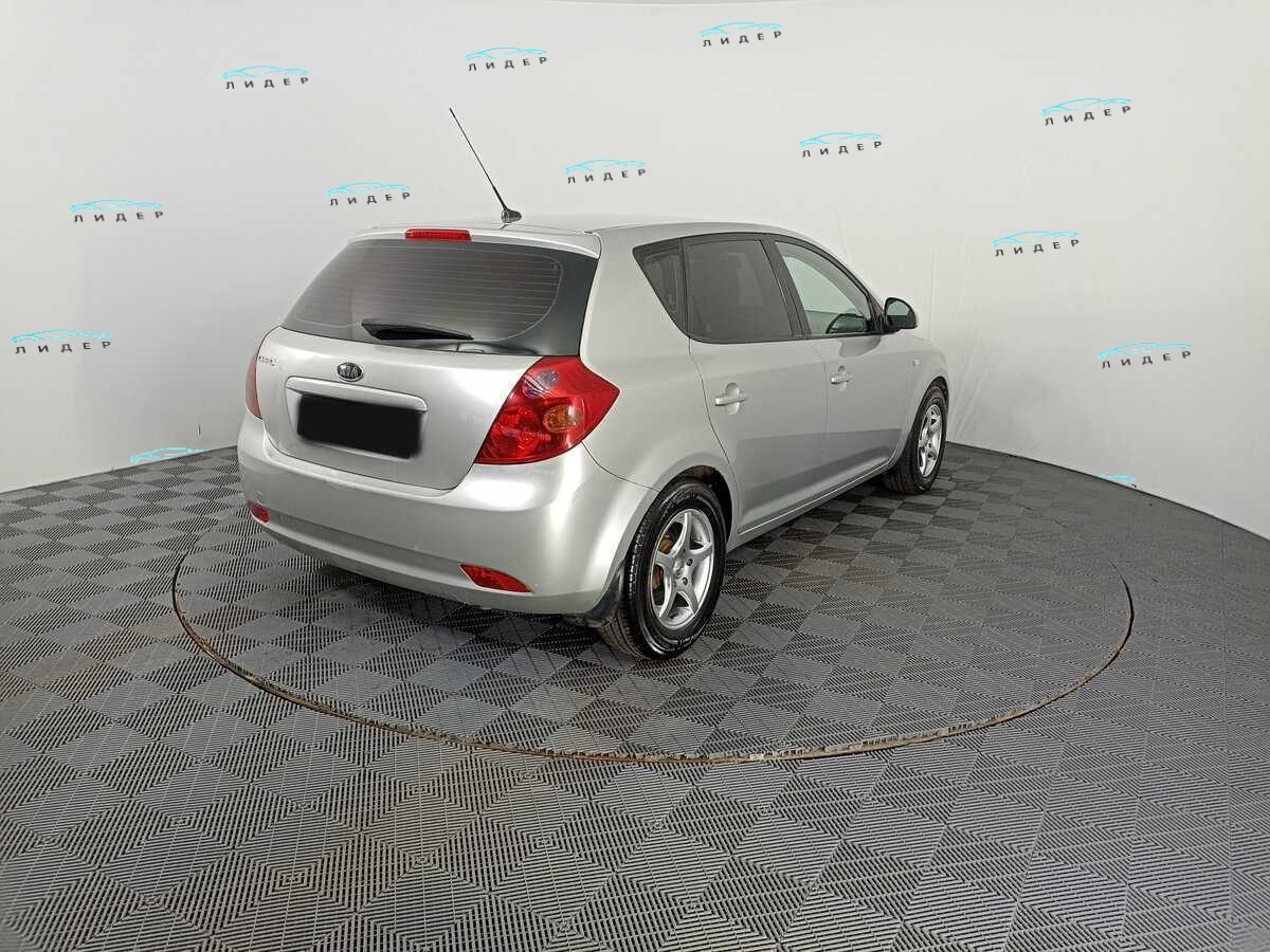 Б/У Киа Сид 2009 года. Фото: #4