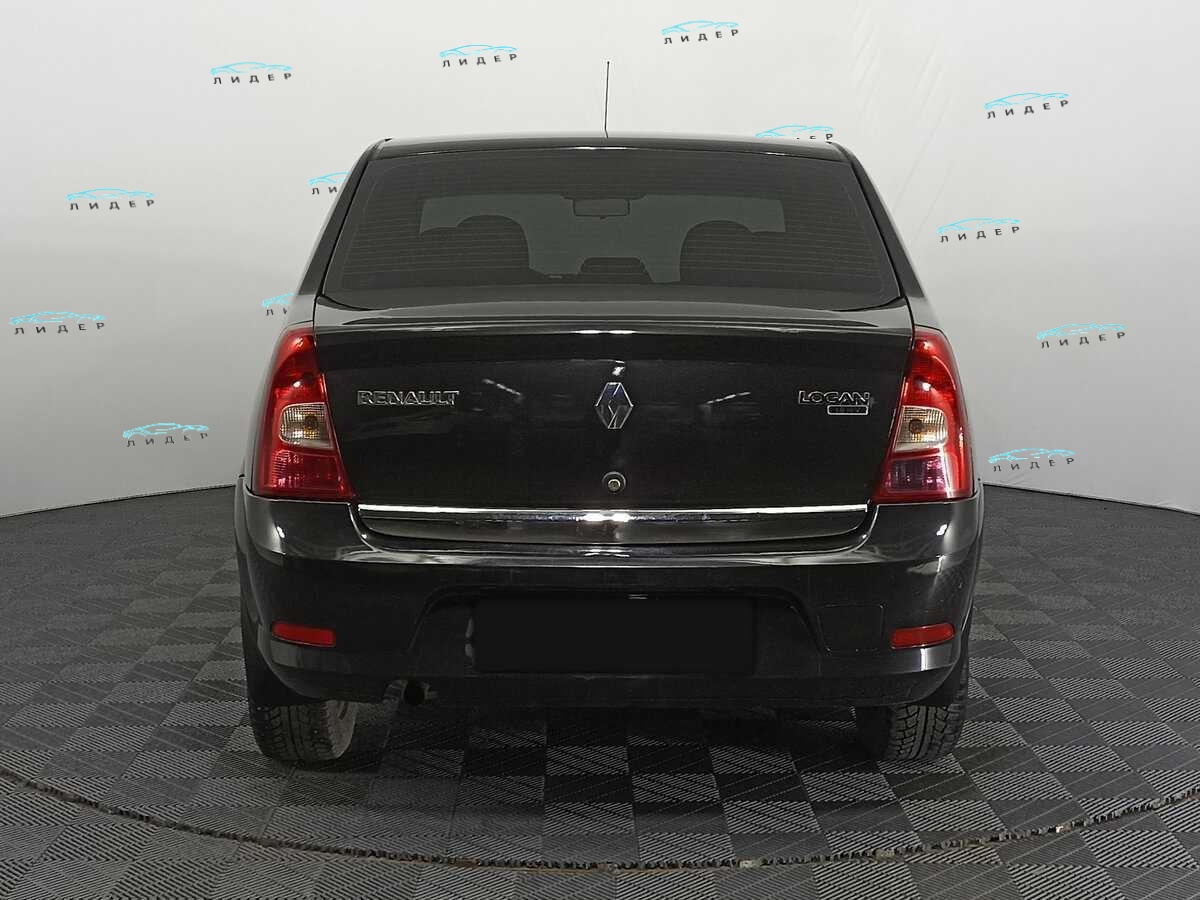 Б/У Рено Логан 2011 года. Фото: #5