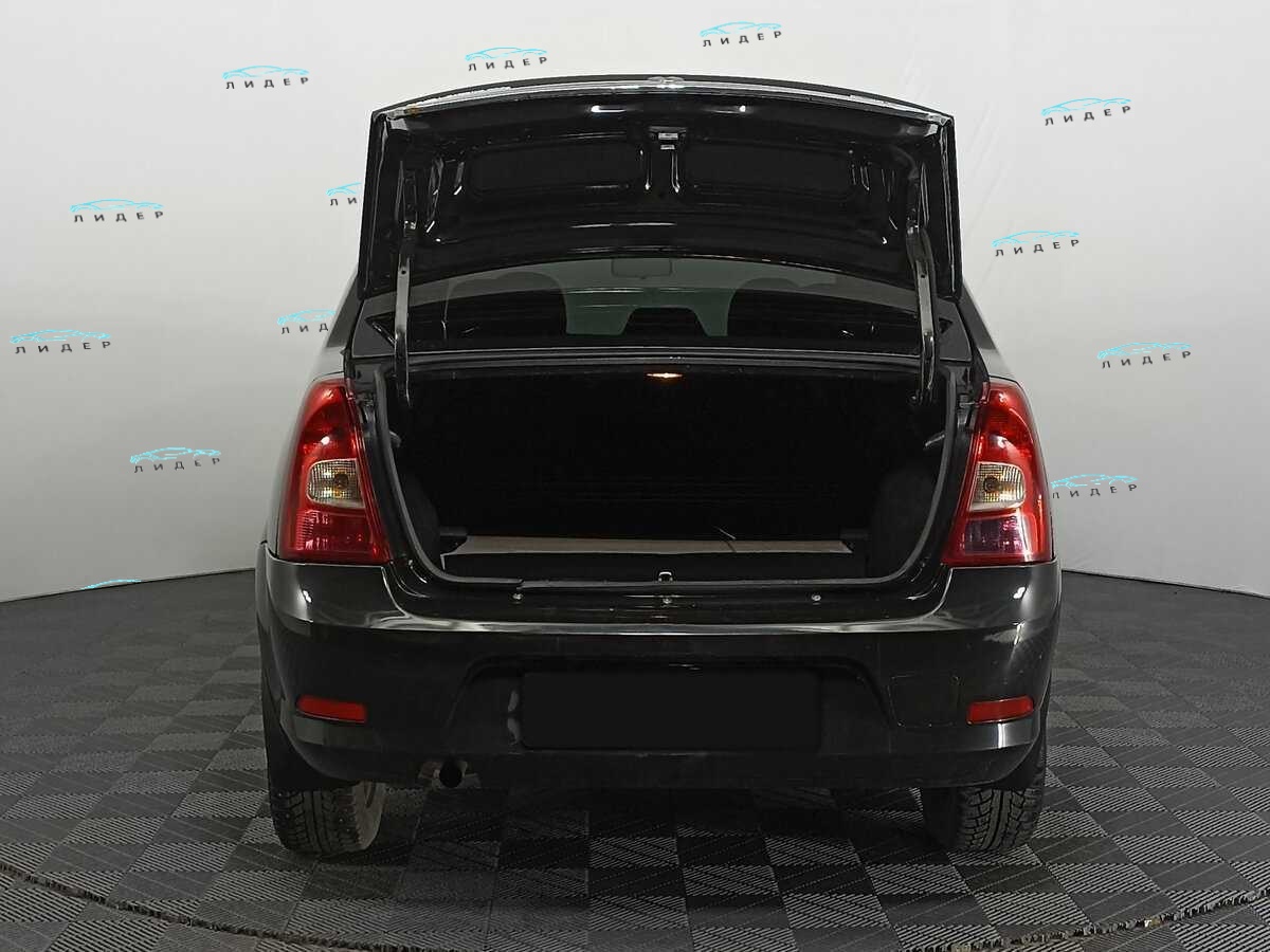 Б/У Рено Логан 2011 года. Фото: #9