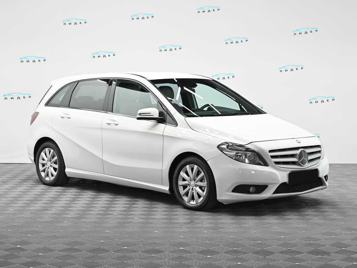 Б/У Мерседес-Бенц Б-Класс 2013 года. Фото: #1