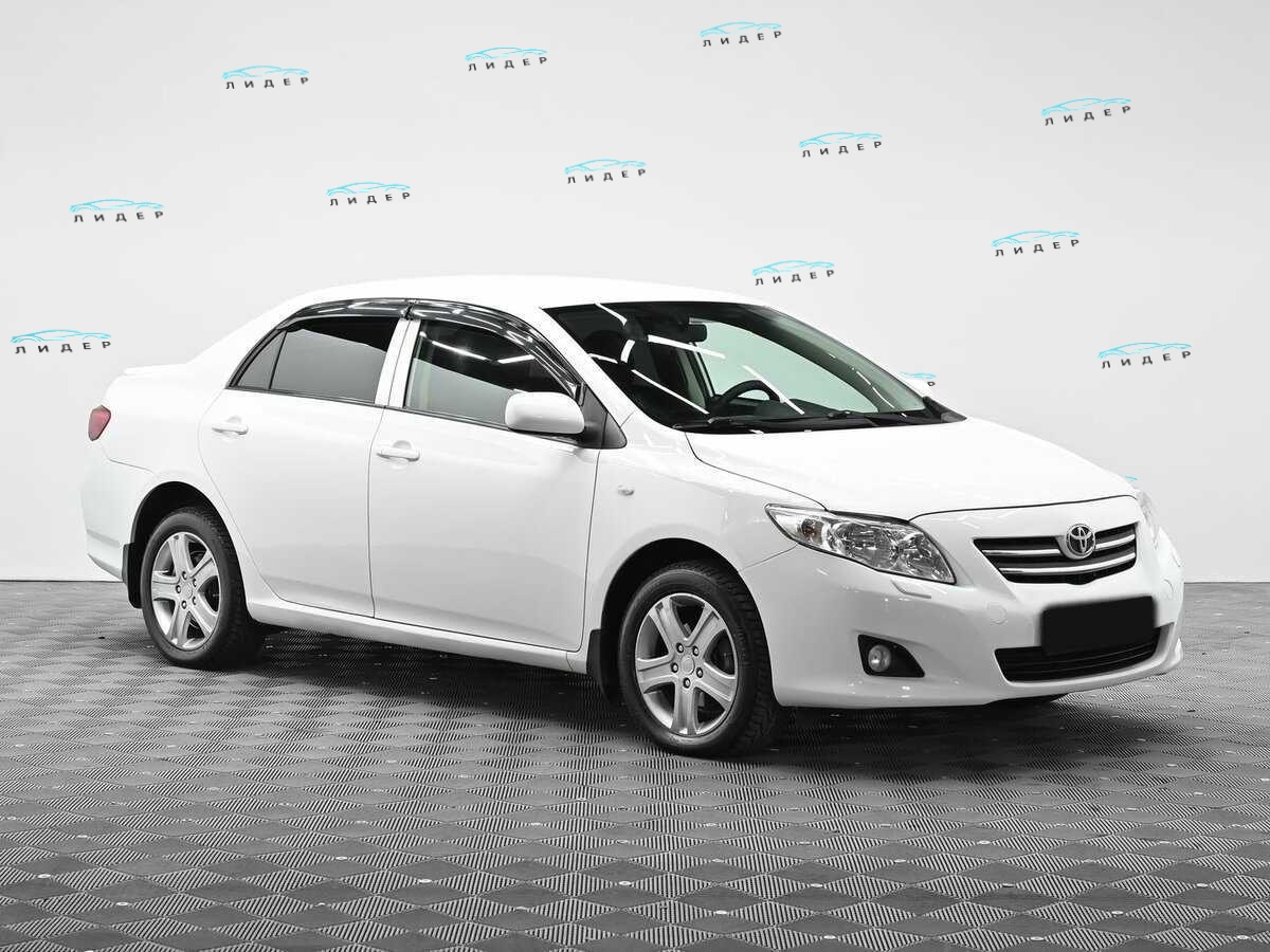 Б/У Тойота Королла 2010 года. Фото: #1