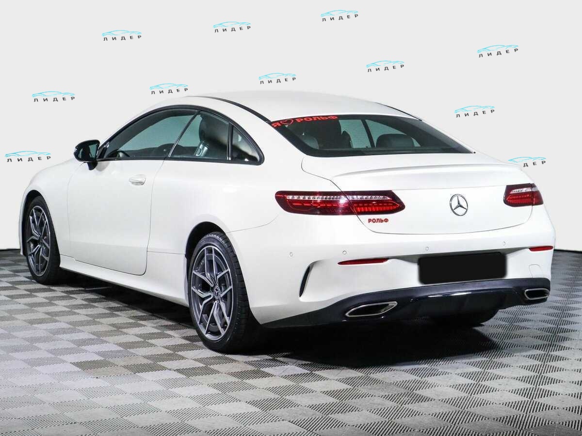 Б/У Мерседес-Бенц Е-Класс 2020 года. Фото: #6