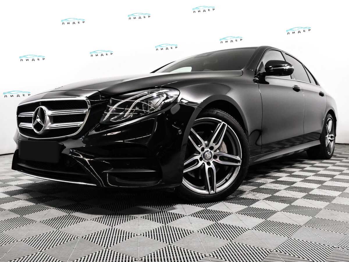 Б/У Мерседес-Бенц Е-Класс 2017 года. Фото: #14