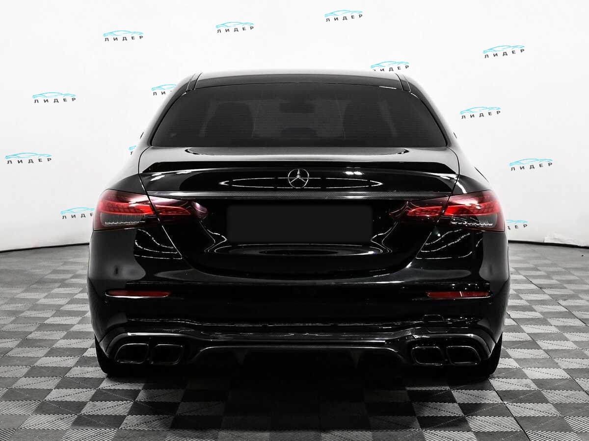 Б/У Мерседес-Бенц Е-Класс 2020 года. Фото: #5