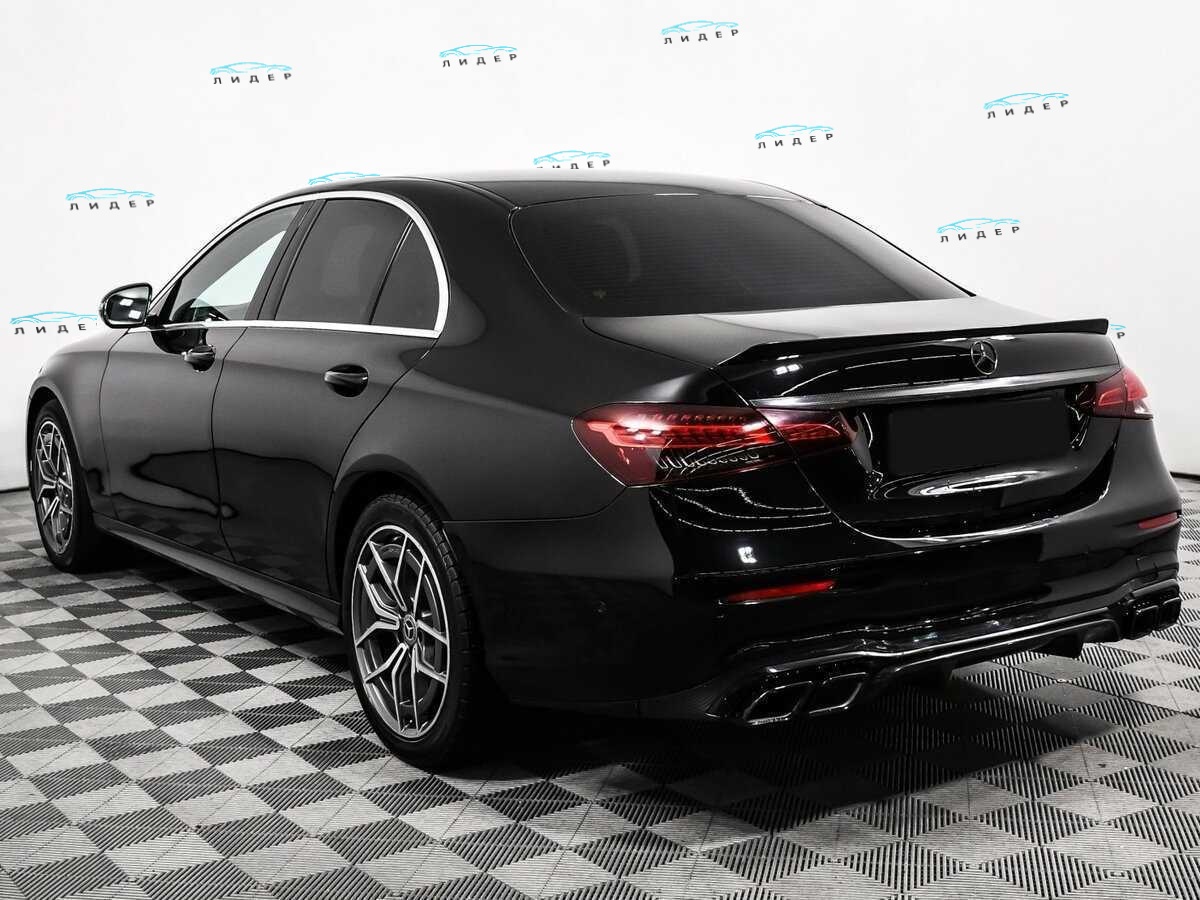 Б/У Мерседес-Бенц Е-Класс 2020 года. Фото: #6