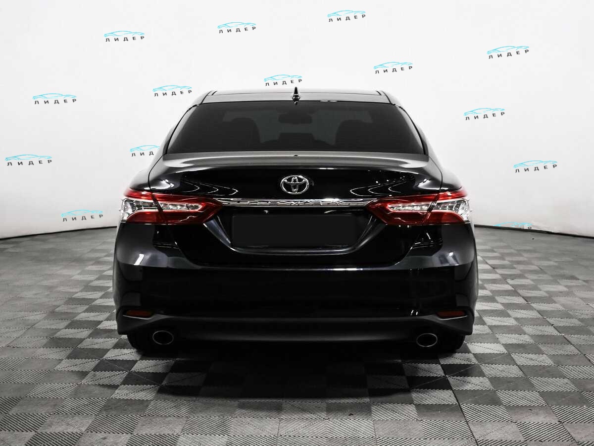 Б/У Тойота Камри 2023 года. Фото: #5