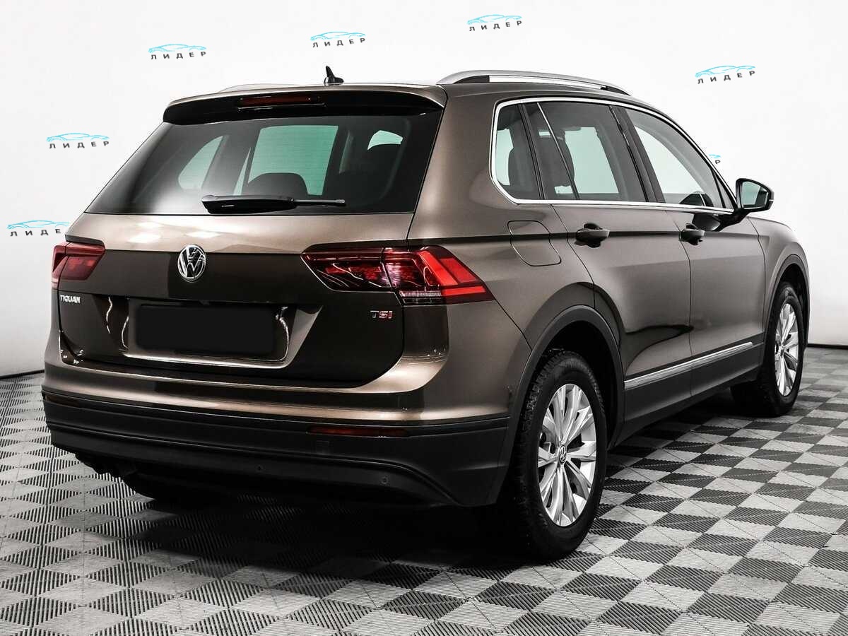 Б/У Фольксваген Тигуан 2017 года. Фото: #4