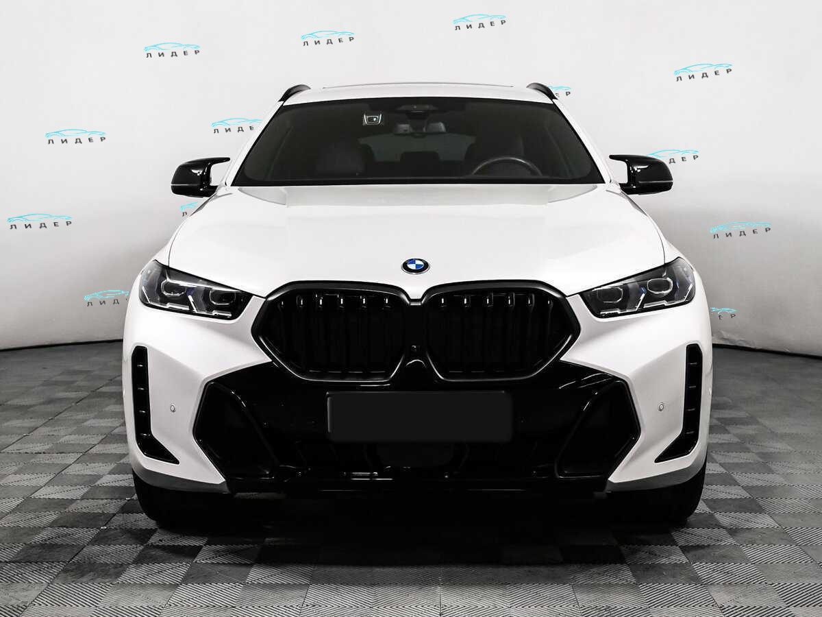 Б/У БМВ Икс6 2023 года. Фото: #1