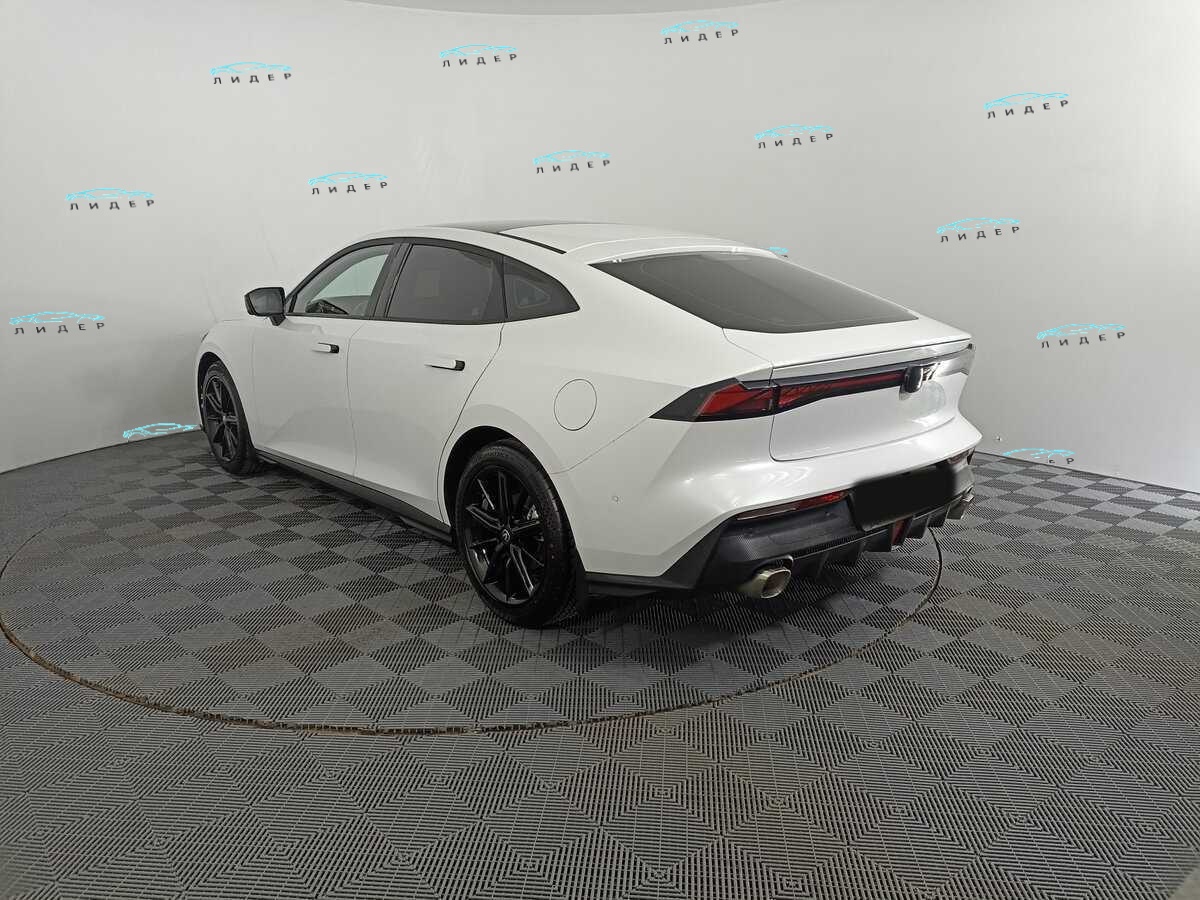 Б/У Чанган УНИ-В 2023 года. Фото: #6