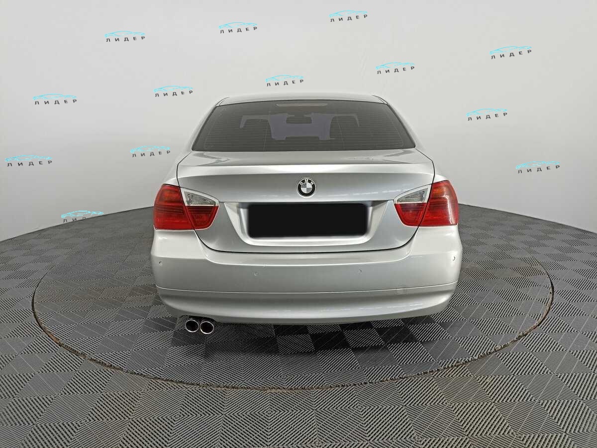 Б/У БМВ 3 серии 2006 года. Фото: #5
