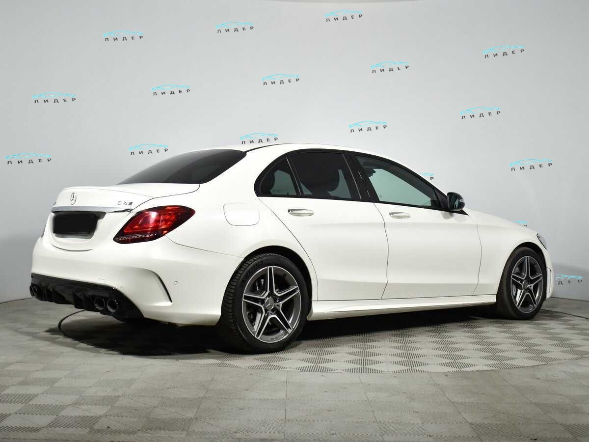 Б/У Мерседес-Бенц Ц-Класс АМГ 2018 года. Фото: #4