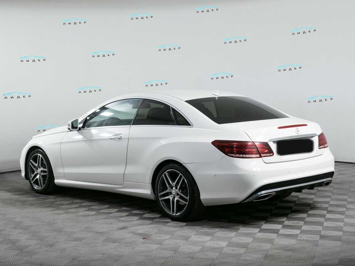 Б/У Мерседес-Бенц Е-Класс 2014 года. Фото: #5