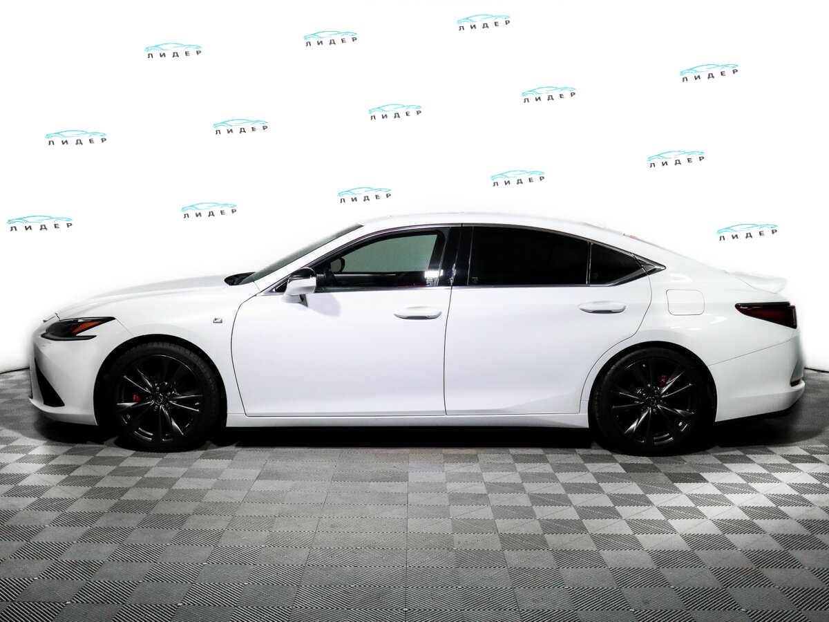 Б/У Лексус ЕС 2018 года. Фото: #4