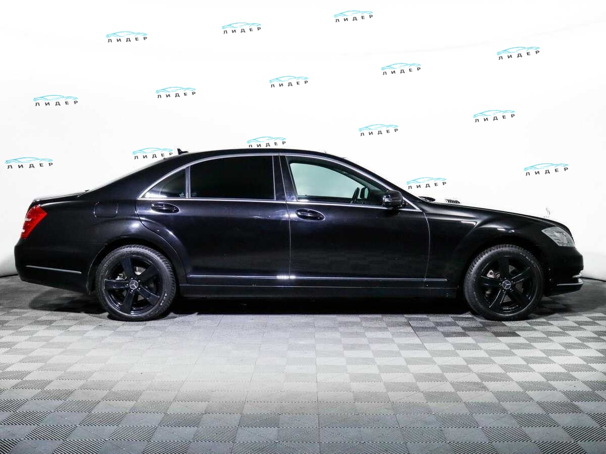 Б/У Мерседес-Бенц С-Класс 2012 года. Фото: #3