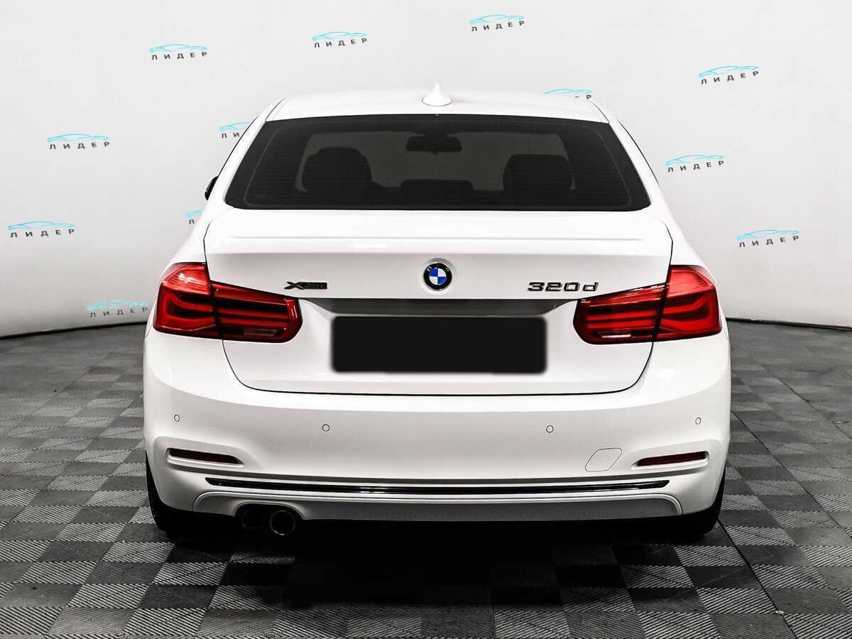 Б/У БМВ 3 серии 2016 года. Фото: #5