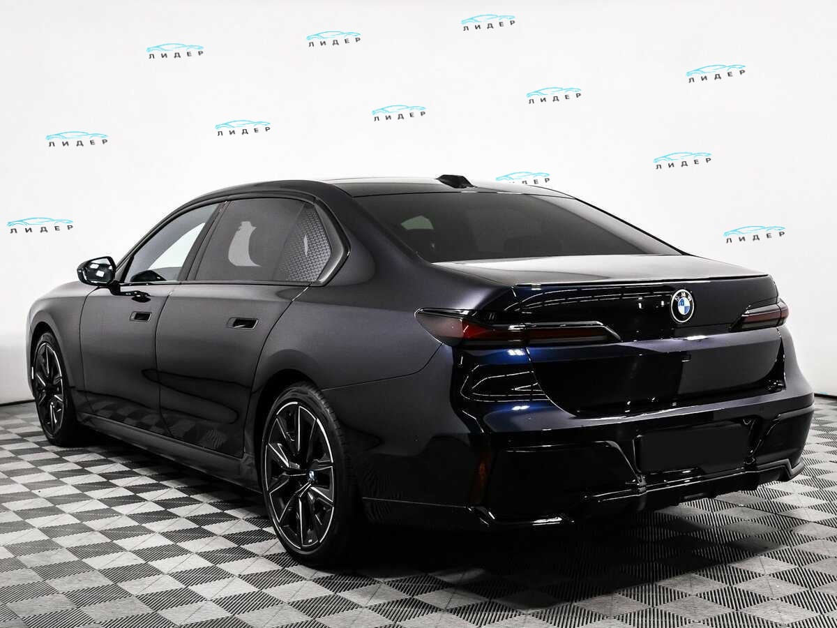 Б/У БМВ 7 серии 2023 года. Фото: #6