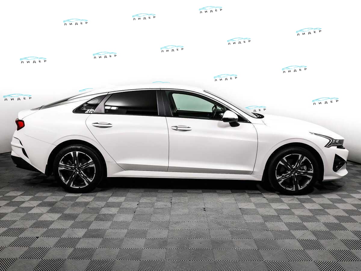 Б/У Киа К5 2021 года. Фото: #3