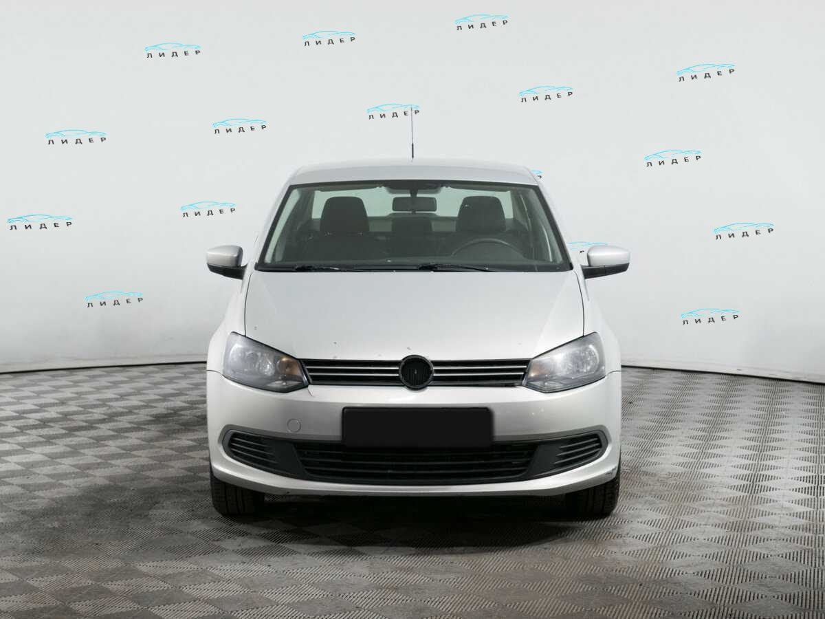 Б/У Фольксваген Поло 2011 года. Фото: #1